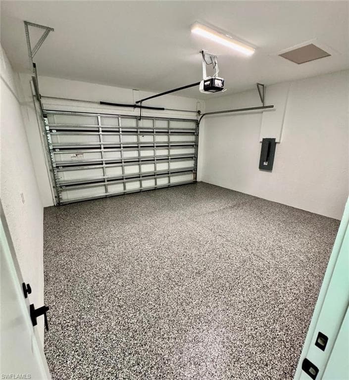 1353 Everglades Blvd N, Naples, FL 34120-19