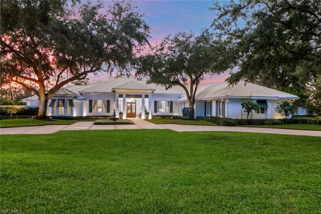 13101 Pond Apple Dr E, Naples, FL 34119-1