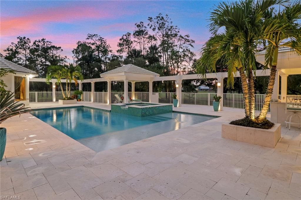 13101 Pond Apple Dr E, Naples, FL 34119-28