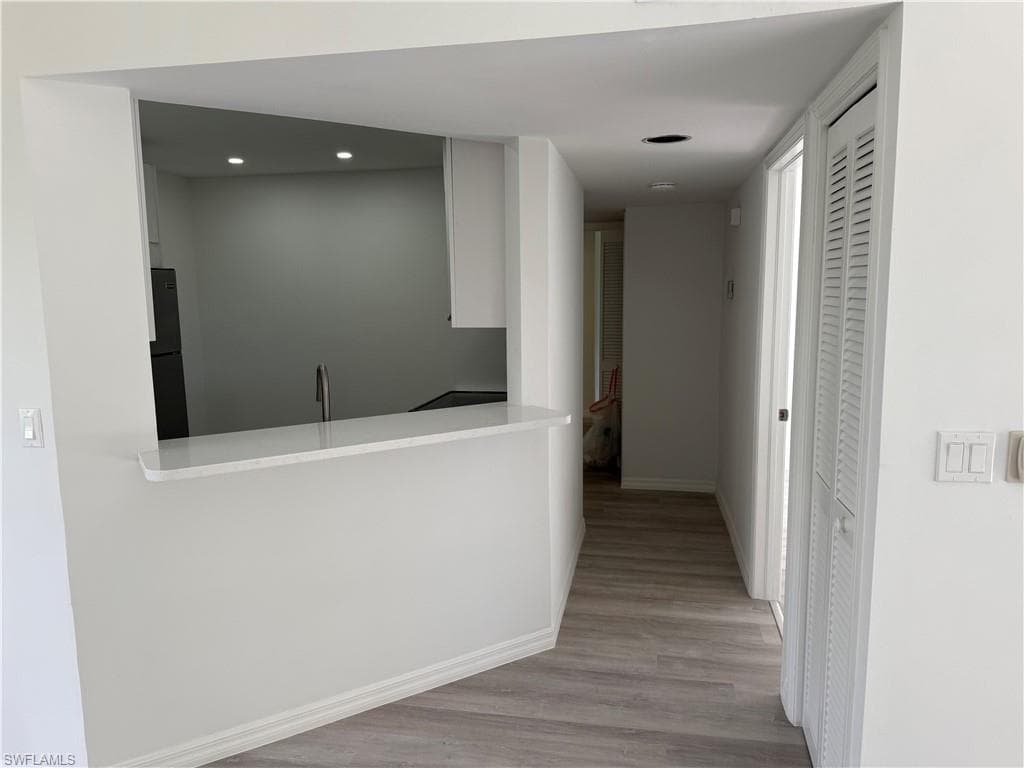 1526 A Trafalgar Ln J-102, Naples, FL 34116-8