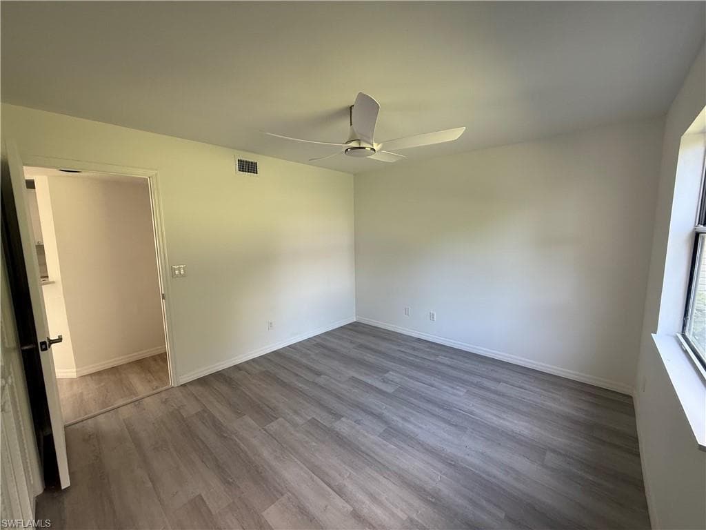 1526 A Trafalgar Ln J-102, Naples, FL 34116-22