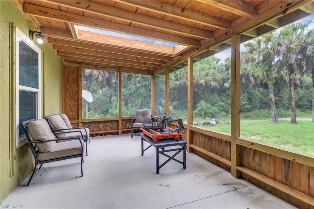 4310 28th Ave SE, Naples, FL 34117-24