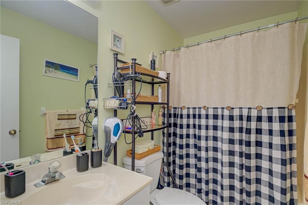 2940 10th Ave NE, Naples, FL 34120-11