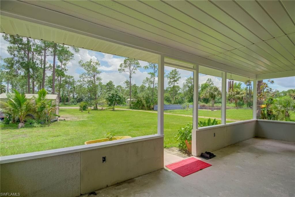 2940 10th Ave NE, Naples, FL 34120-28