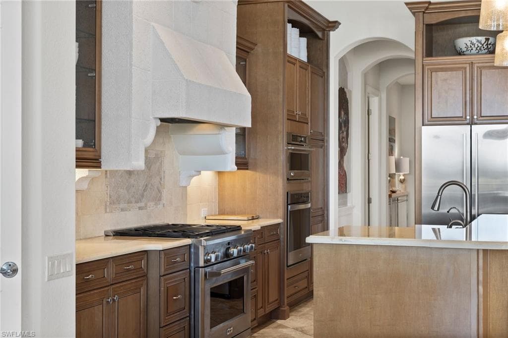 9214 Marble Stone Dr, Naples, FL 34120-17