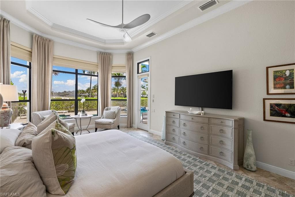 9214 Marble Stone Dr, Naples, FL 34120-21