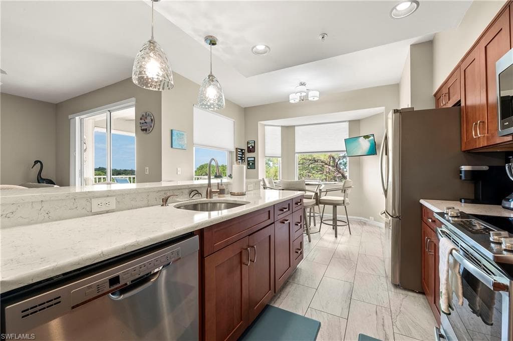 9350 Highland Woods Blvd 4401, Bonita Springs, FL 34135-10