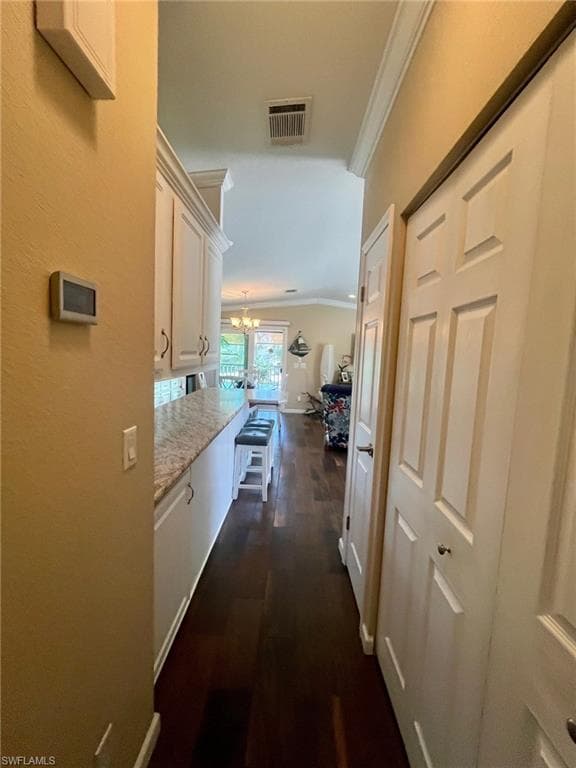 1316 Diamond Lake Cir, Naples, FL 34114-15