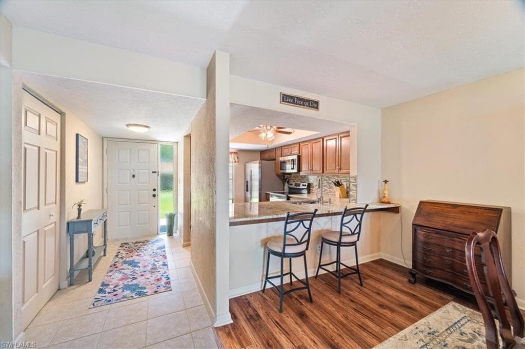 141 Cypress Way E D, Naples, FL 34110-8