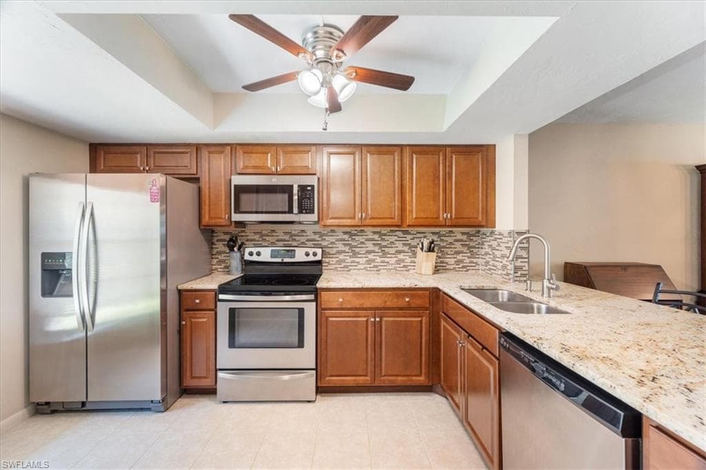 141 Cypress Way E D, Naples, FL 34110-9