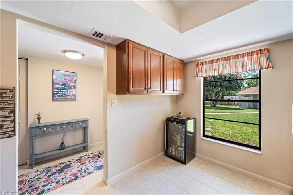 141 Cypress Way E D, Naples, FL 34110-10