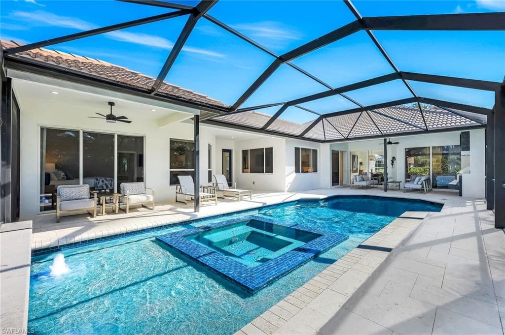 237 Charleston Ct, Naples, FL 34110-30
