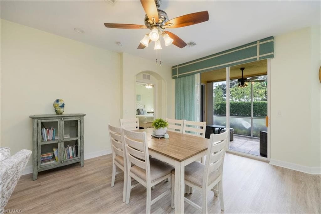 8315 Big Acorn Cir 902, Naples, FL 34119-9