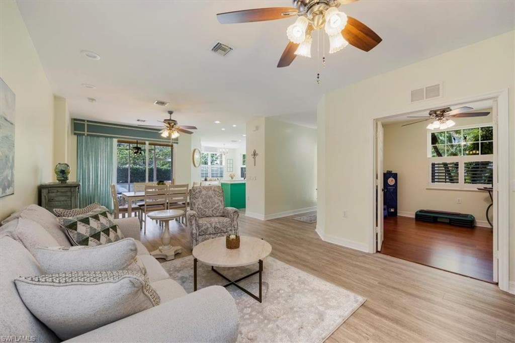 8315 Big Acorn Cir 902, Naples, FL 34119-11