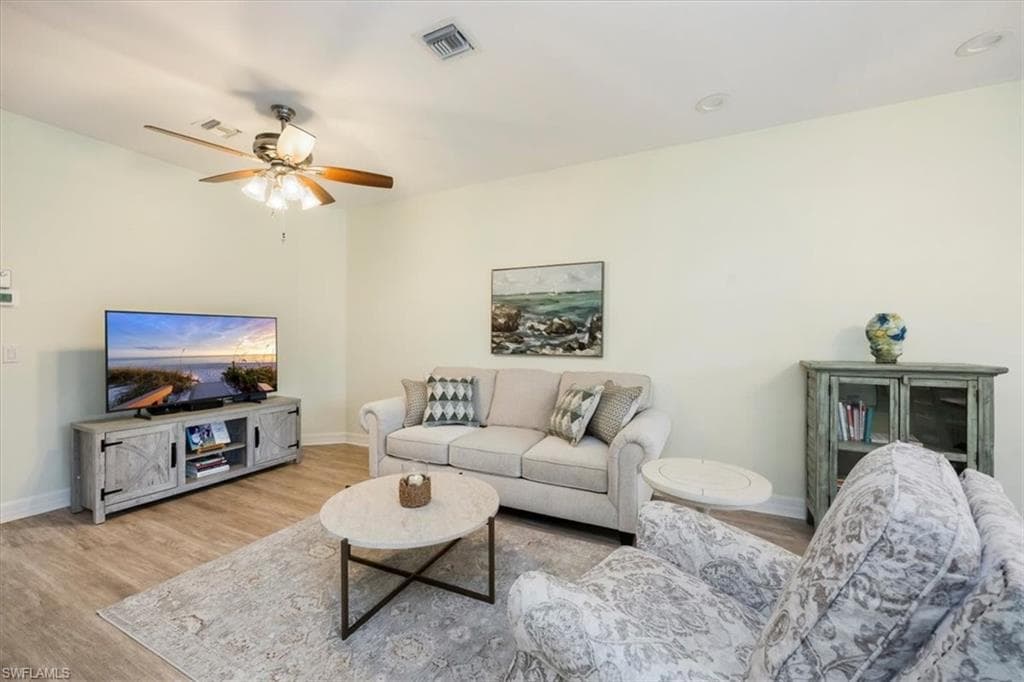8315 Big Acorn Cir 902, Naples, FL 34119-12