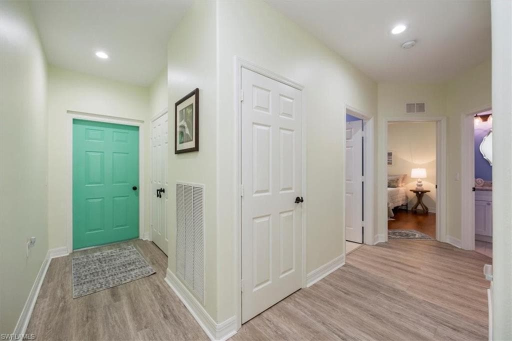 8315 Big Acorn Cir 902, Naples, FL 34119-23