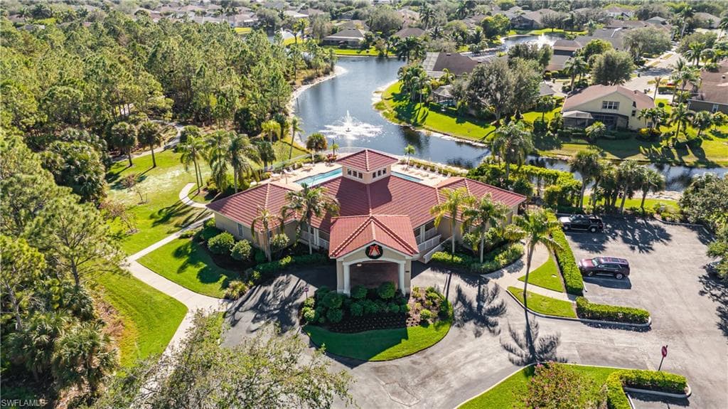 8315 Big Acorn Cir 902, Naples, FL 34119-37