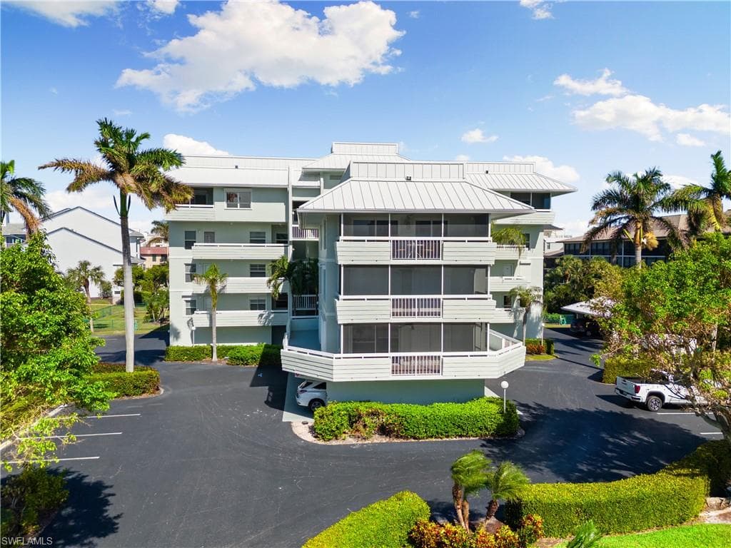 1041 Swallow Ave 303, Marco Island, FL 34145-25