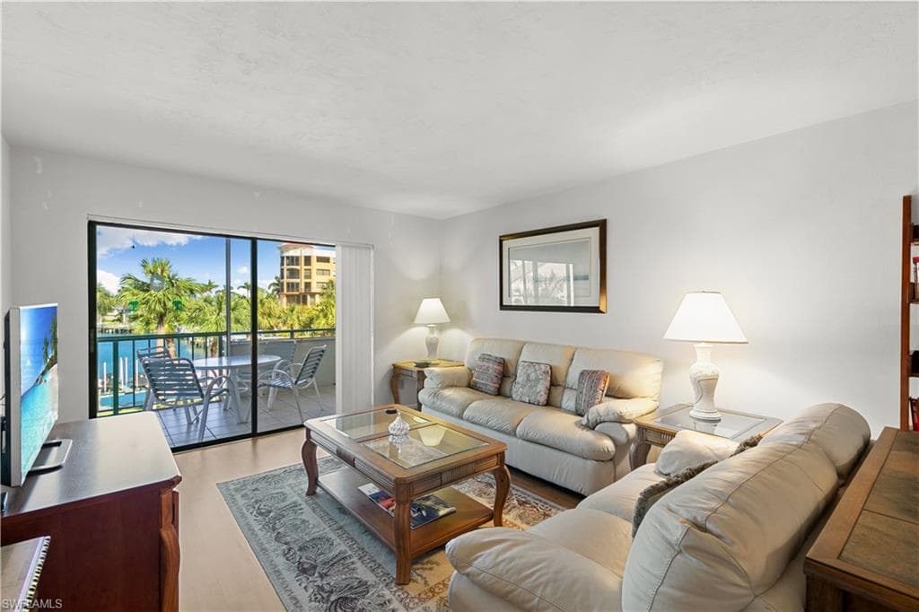 1041 Swallow Ave 303, Marco Island, FL 34145-1