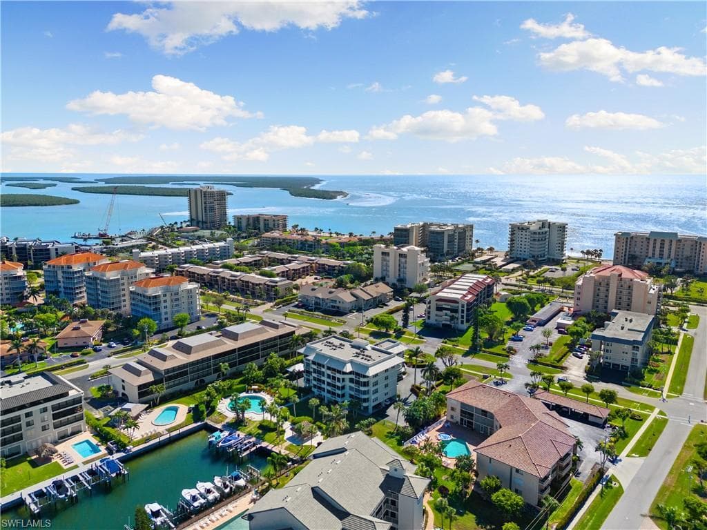 1041 Swallow Ave 303, Marco Island, FL 34145-40