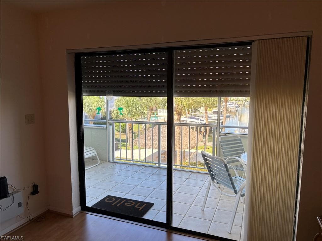 1041 Swallow Ave 303, Marco Island, FL 34145-41