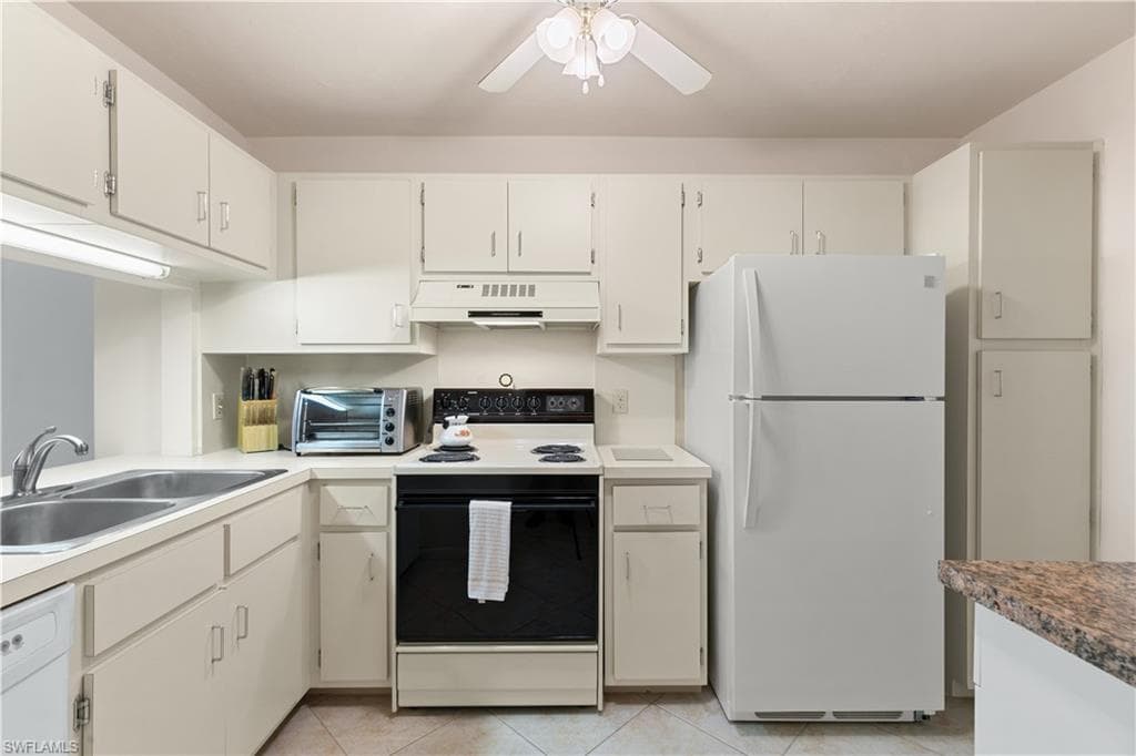 1041 Swallow Ave 303, Marco Island, FL 34145-6