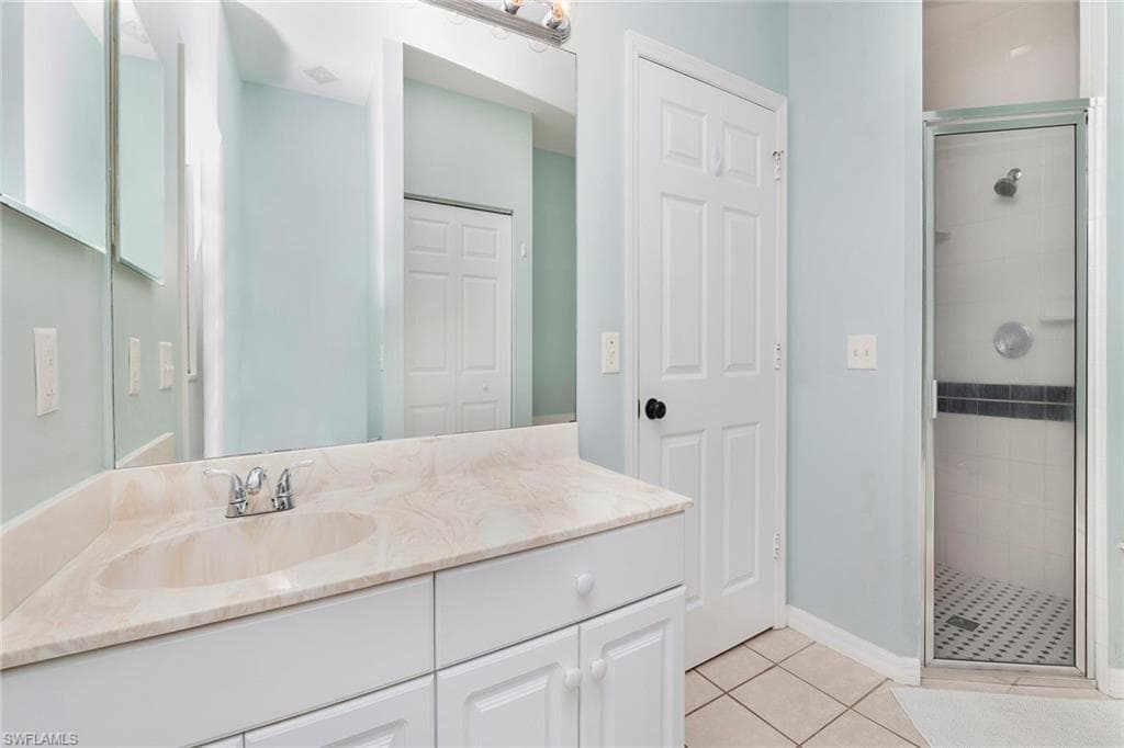 10670 Ankeny Ln, Bonita Springs, FL 34135-18