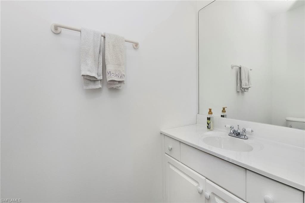 10670 Ankeny Ln, Bonita Springs, FL 34135-20