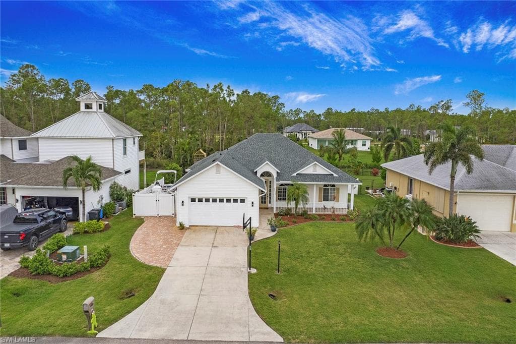 10670 Ankeny Ln, Bonita Springs, FL 34135-36
