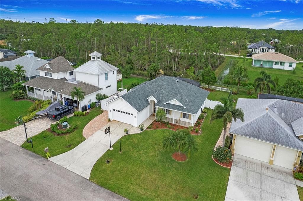10670 Ankeny Ln, Bonita Springs, FL 34135-37