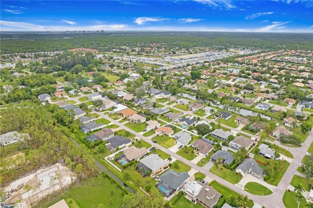 10670 Ankeny Ln, Bonita Springs, FL 34135-40