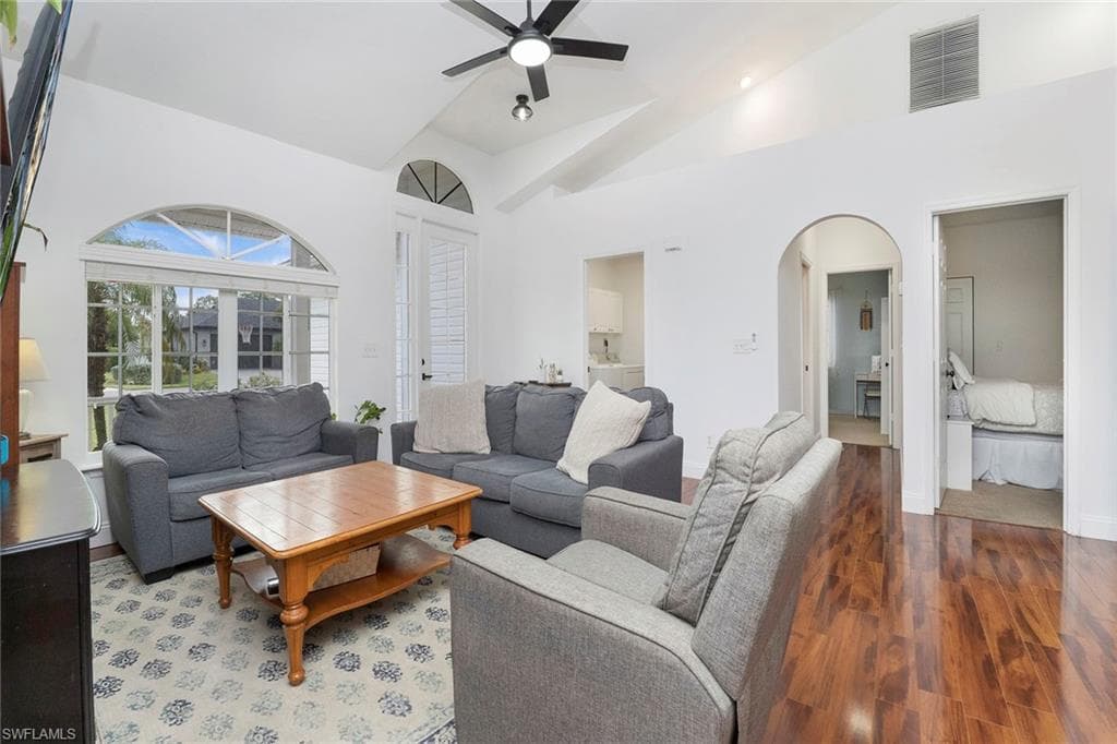 10670 Ankeny Ln, Bonita Springs, FL 34135-7