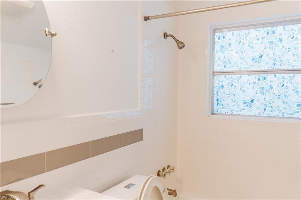 174 2nd St, Bonita Springs, FL 34134-40