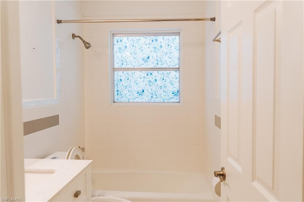 174 2nd St, Bonita Springs, FL 34134-41