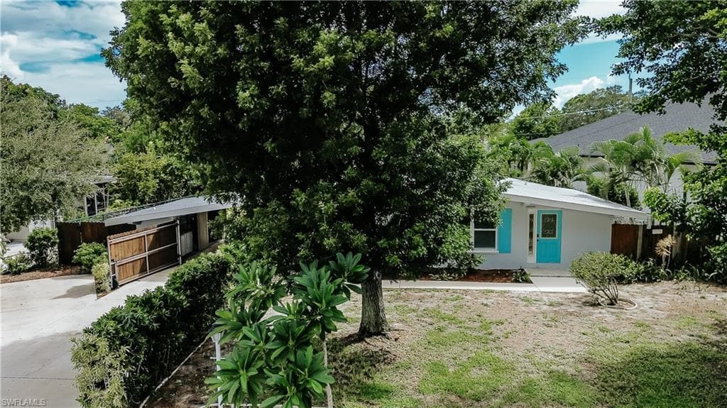 174 2nd St, Bonita Springs, FL 34134-6