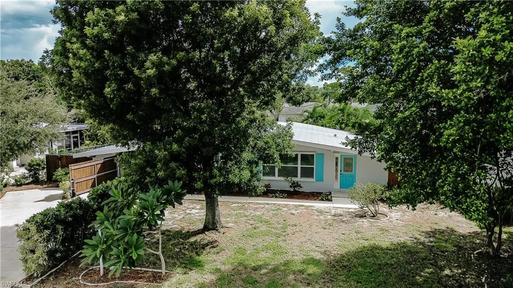 174 2nd St, Bonita Springs, FL 34134-7