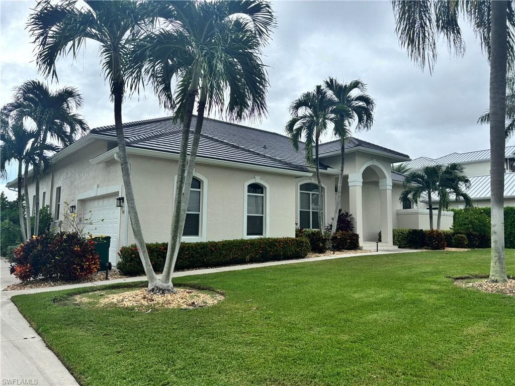 1410 Quintara Ct, Marco Island, FL 34145-3