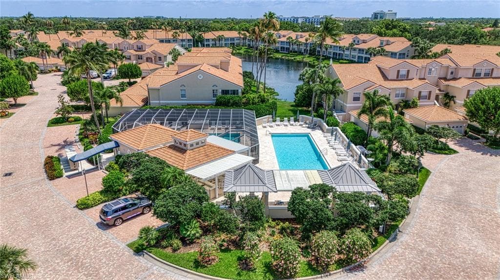 8380 Excalibur Cir H3, Naples, FL 34108-11