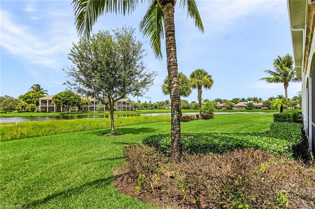 3163 Serena Ln 101, Naples, FL 34114-25