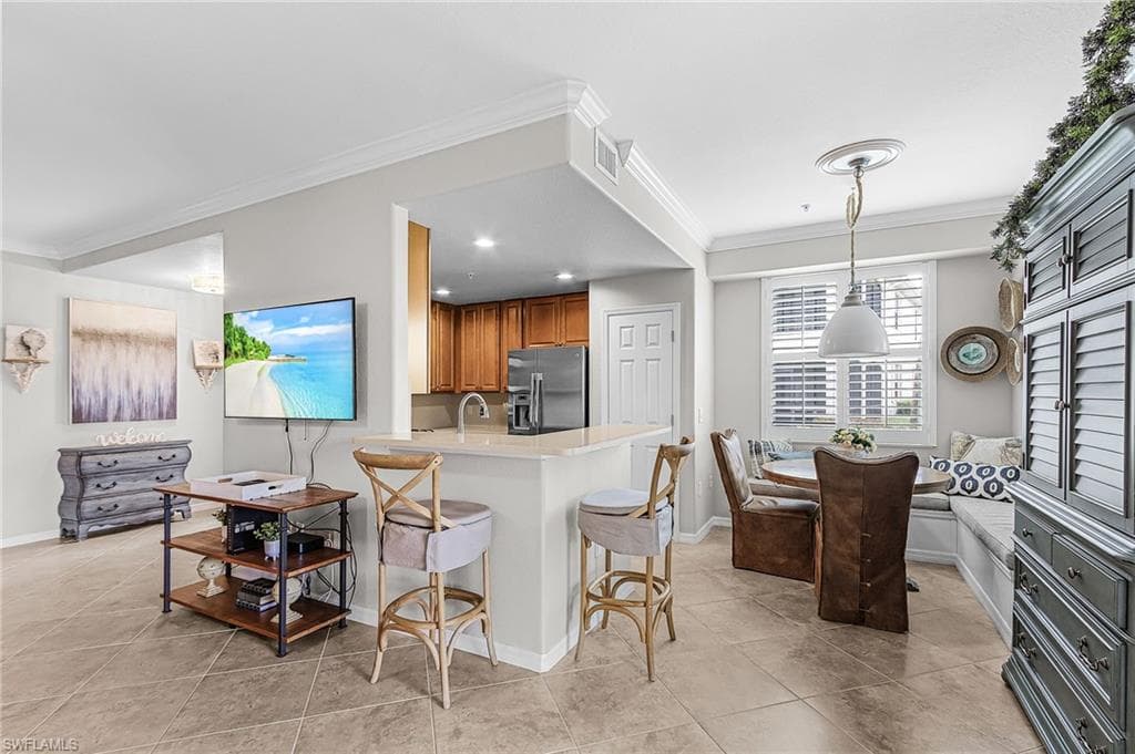 3163 Serena Ln 101, Naples, FL 34114-7
