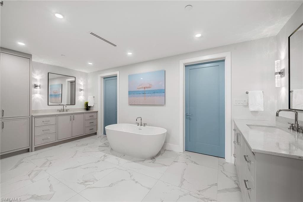 13935 Old Coast Rd 305, Naples, FL 34110-18