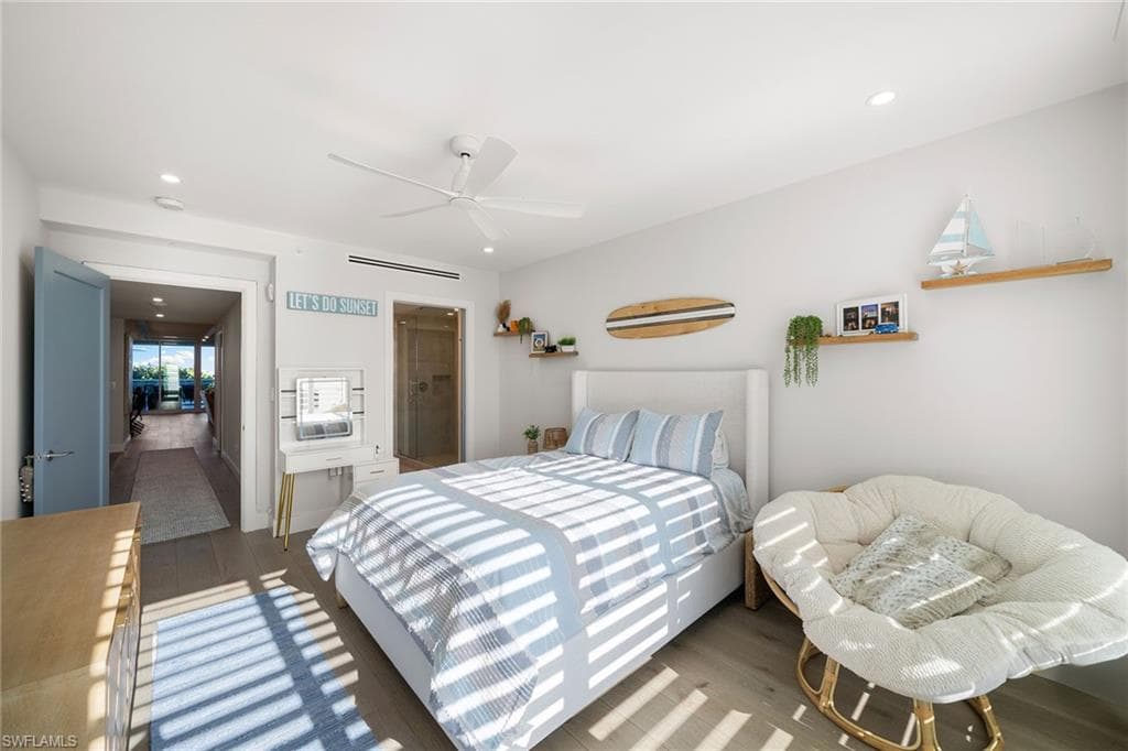 13935 Old Coast Rd 305, Naples, FL 34110-25