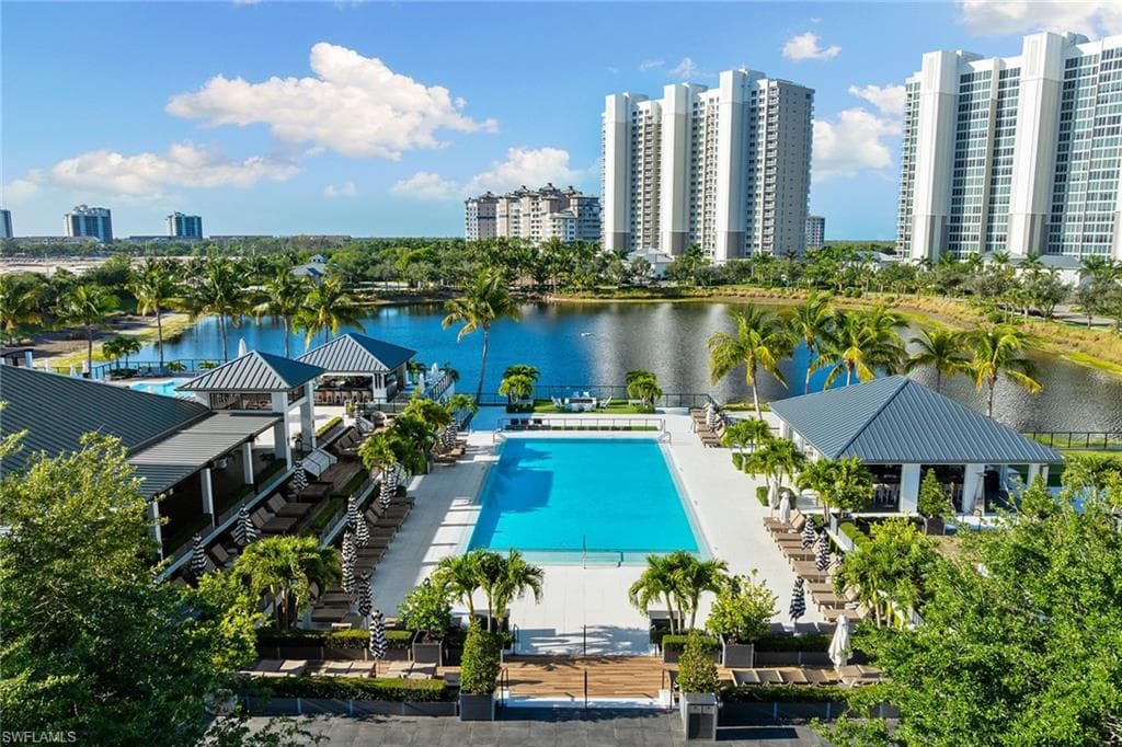 13935 Old Coast Rd 305, Naples, FL 34110-36