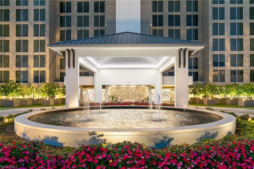 13935 Old Coast Rd 305, Naples, FL 34110-39