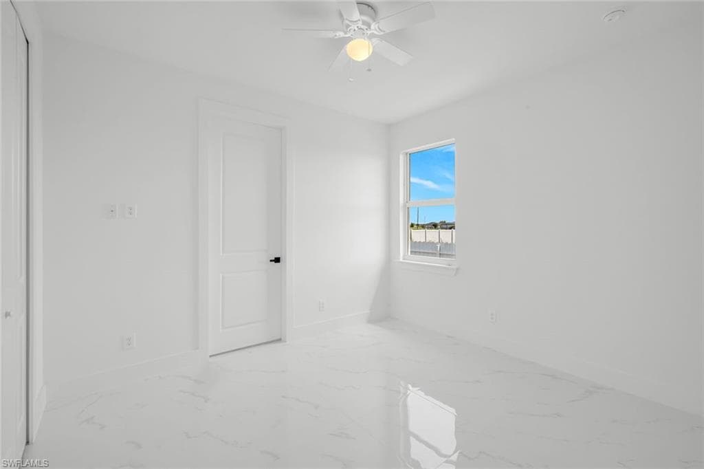 3923 38th St, Cape Coral, FL 33993-21
