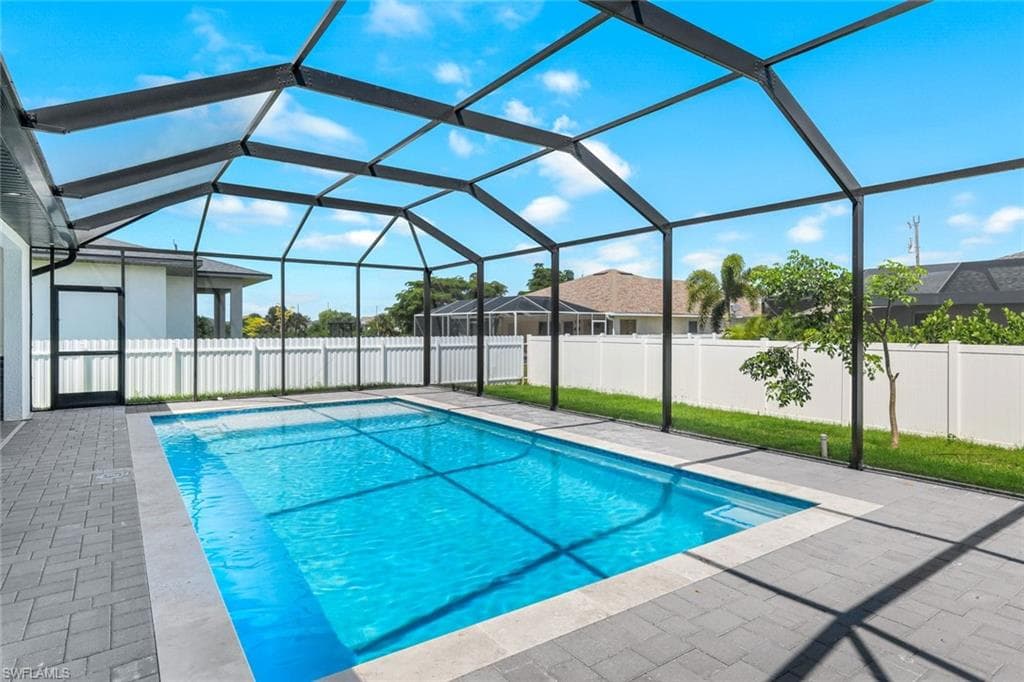 3923 38th St, Cape Coral, FL 33993-32