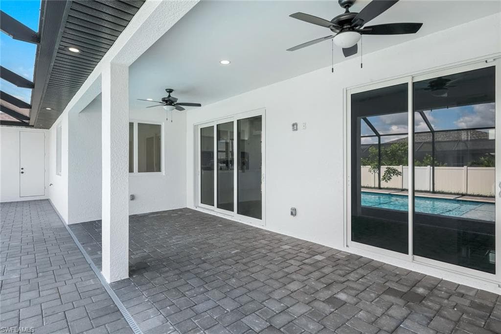 3923 38th St, Cape Coral, FL 33993-35