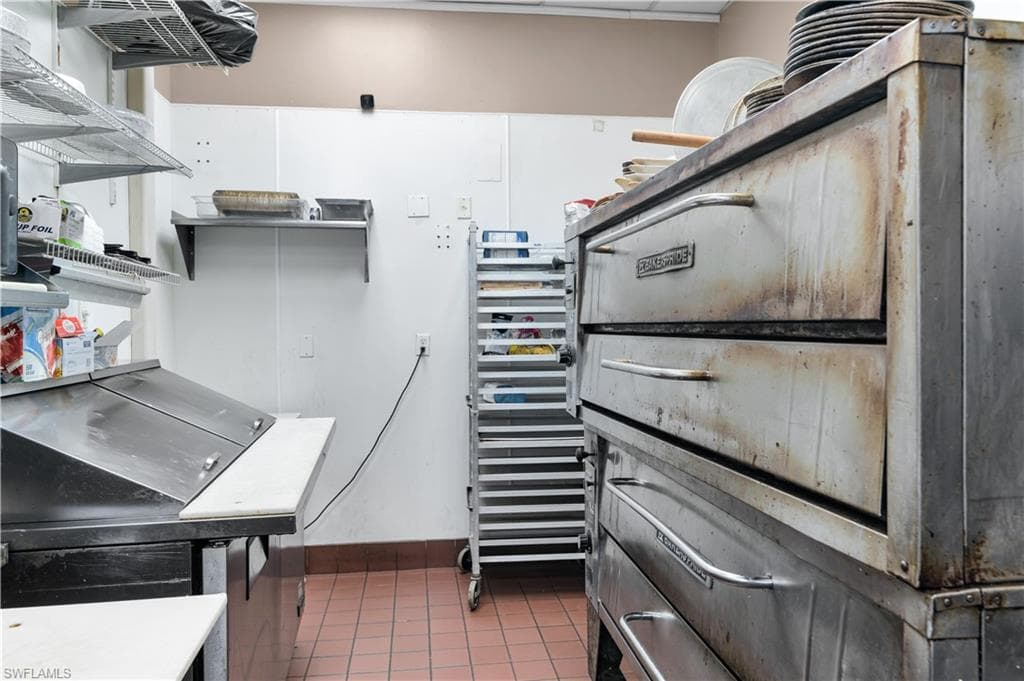 15215 Collier Blvd Collier Blvd 324-325, Naples, FL 34119-25