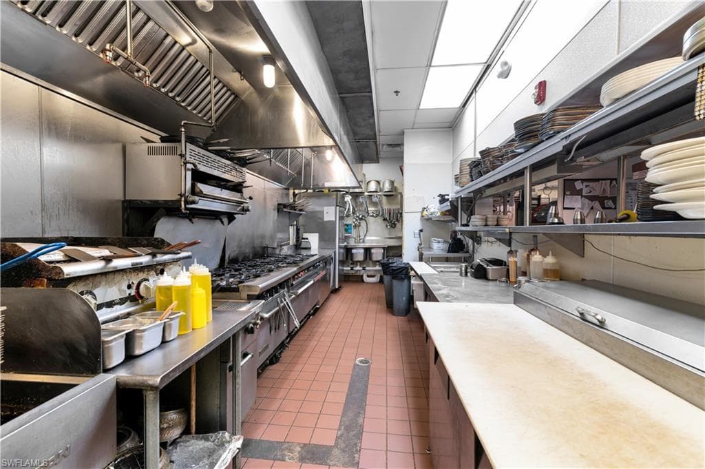 15215 Collier Blvd Collier Blvd 324-325, Naples, FL 34119-26