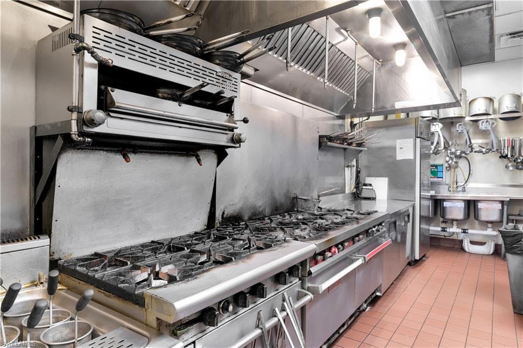 15215 Collier Blvd Collier Blvd 324-325, Naples, FL 34119-27